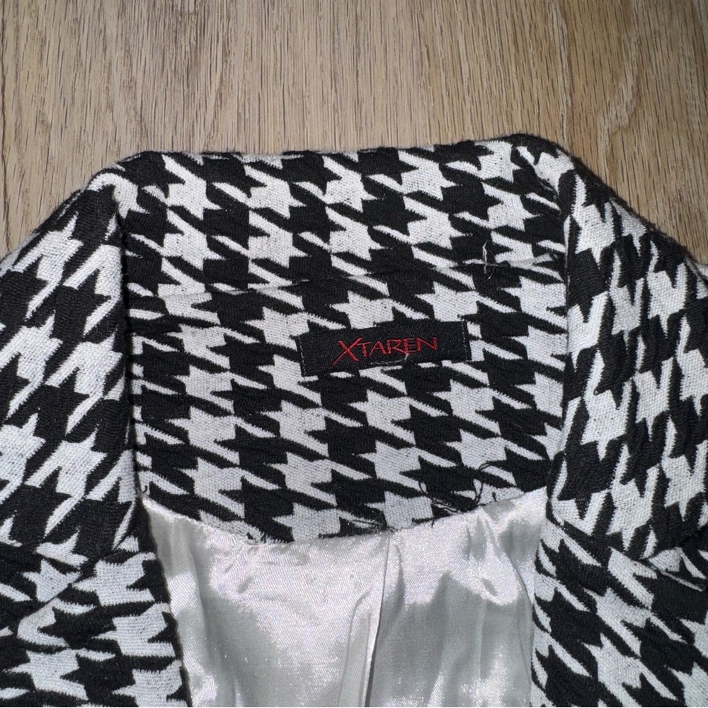 Xtaren Black & White Houndstooth Blazer - Size Small - Picture 2 of 5